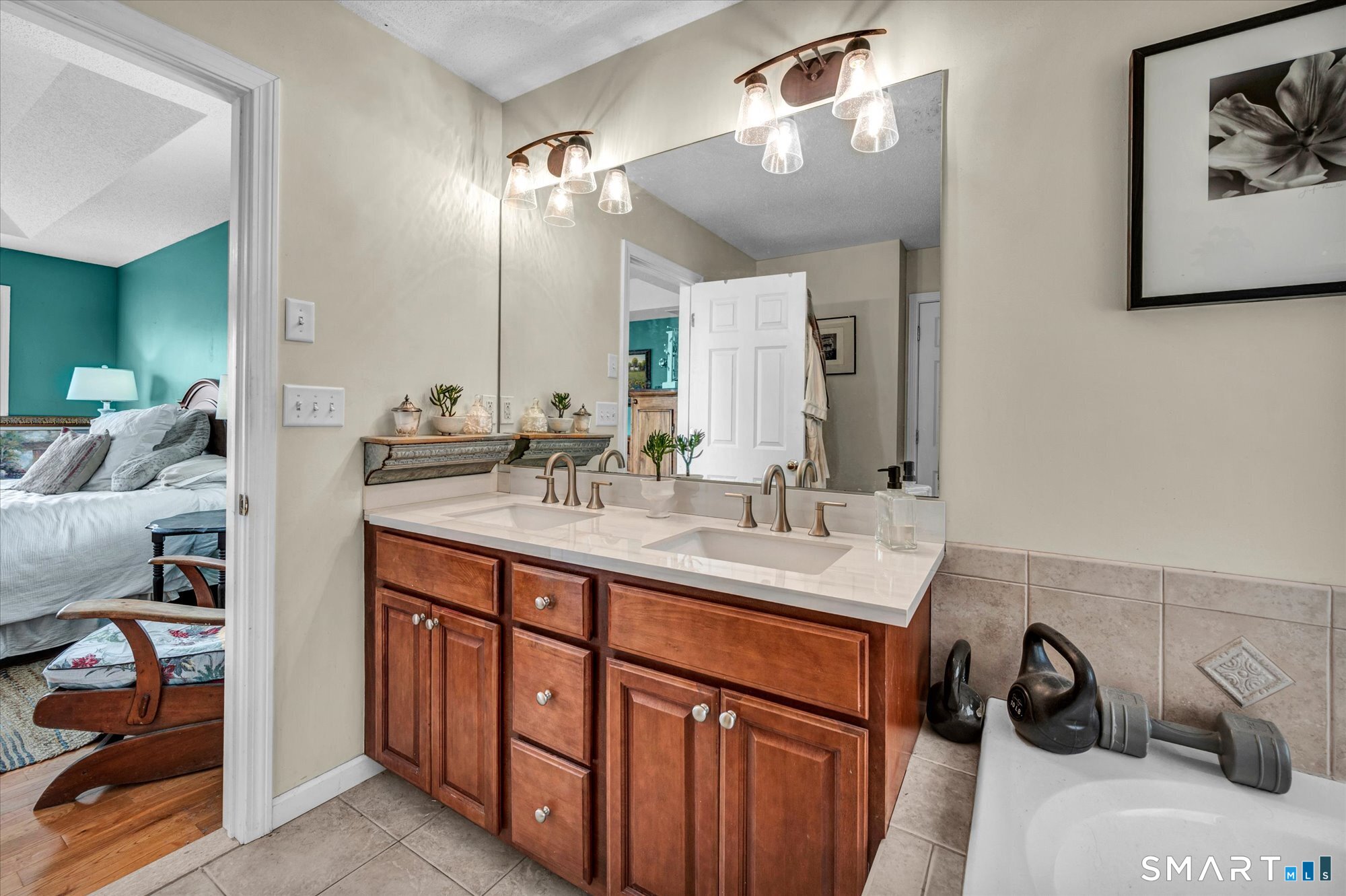 208 Debbie Drive Meriden CT 06451