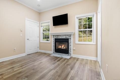 2 Abbey Lane Newtown CT 06470