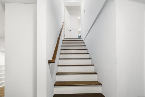 2 Abbey Lane Newtown CT 06470