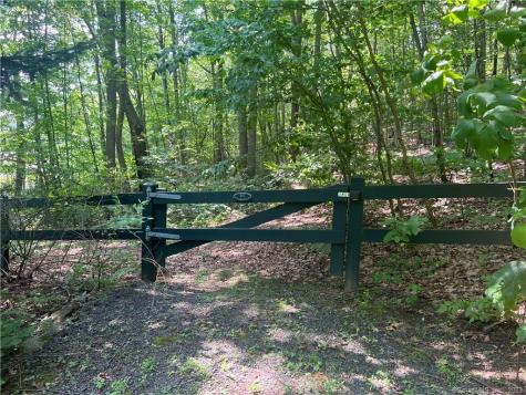 397 White Deer Rock Road Middlebury CT 06762
