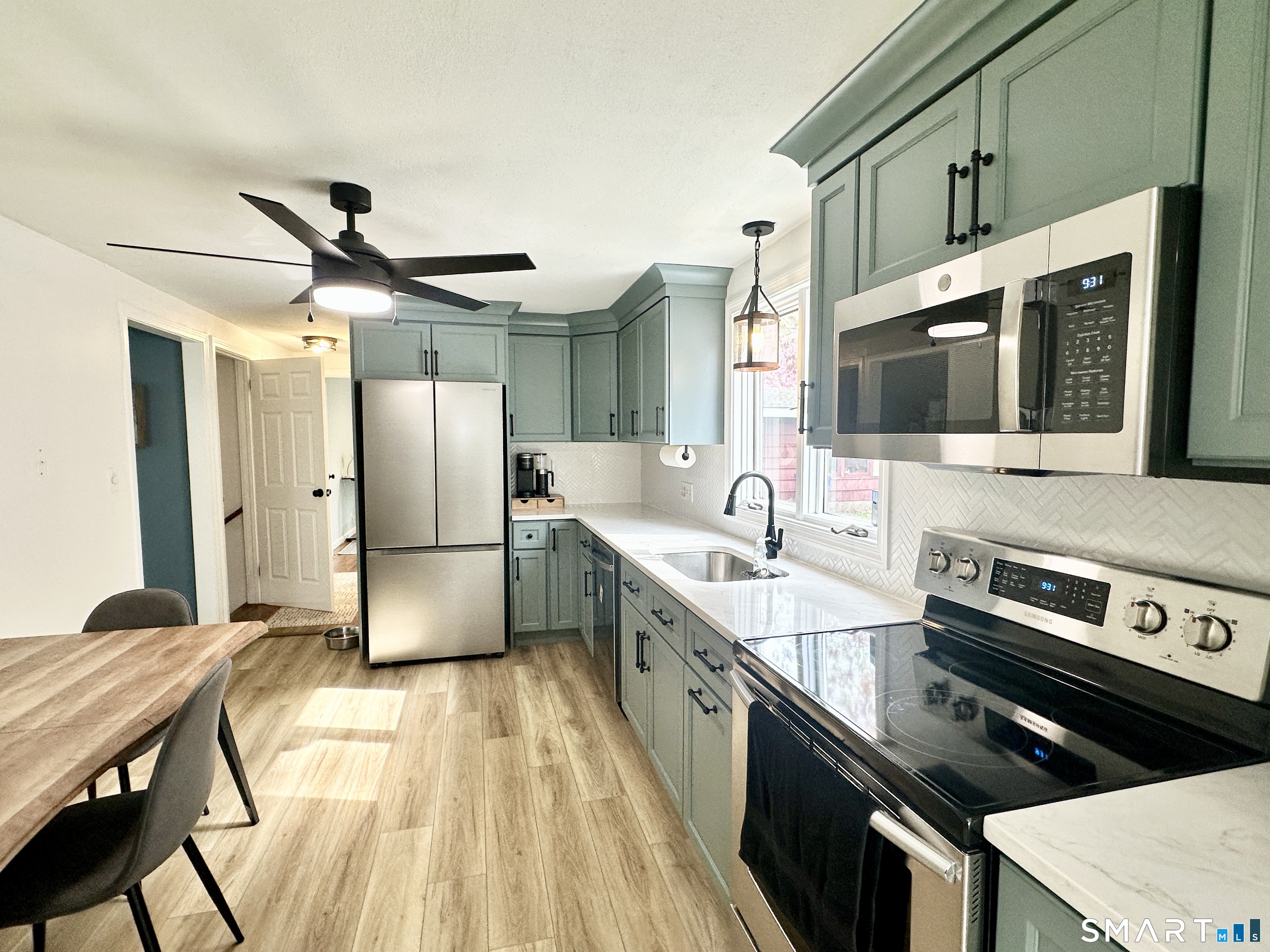 220 South Elm Street Windsor Locks CT 06096