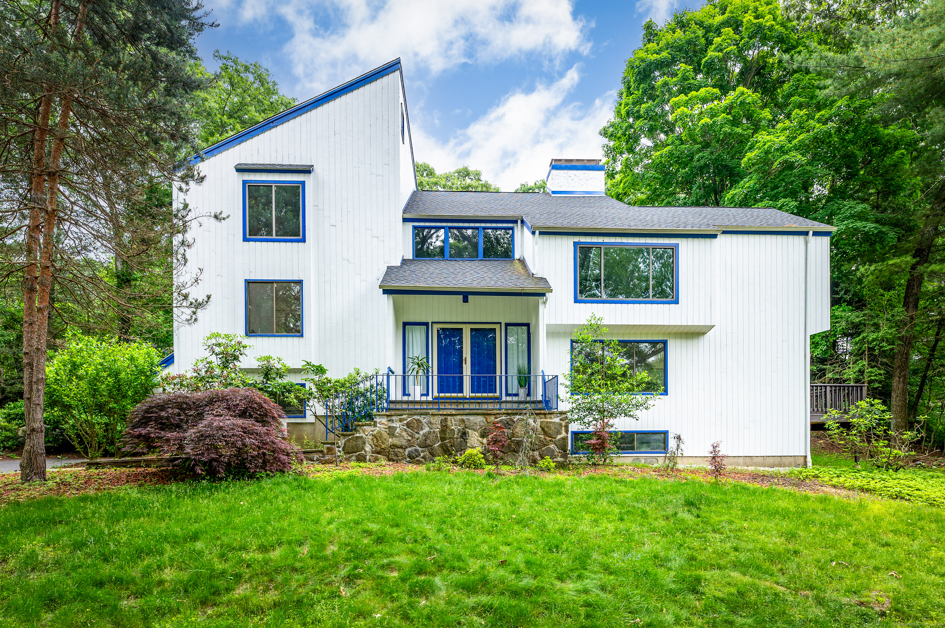26 General Waterbury Lane Stamford CT 06902