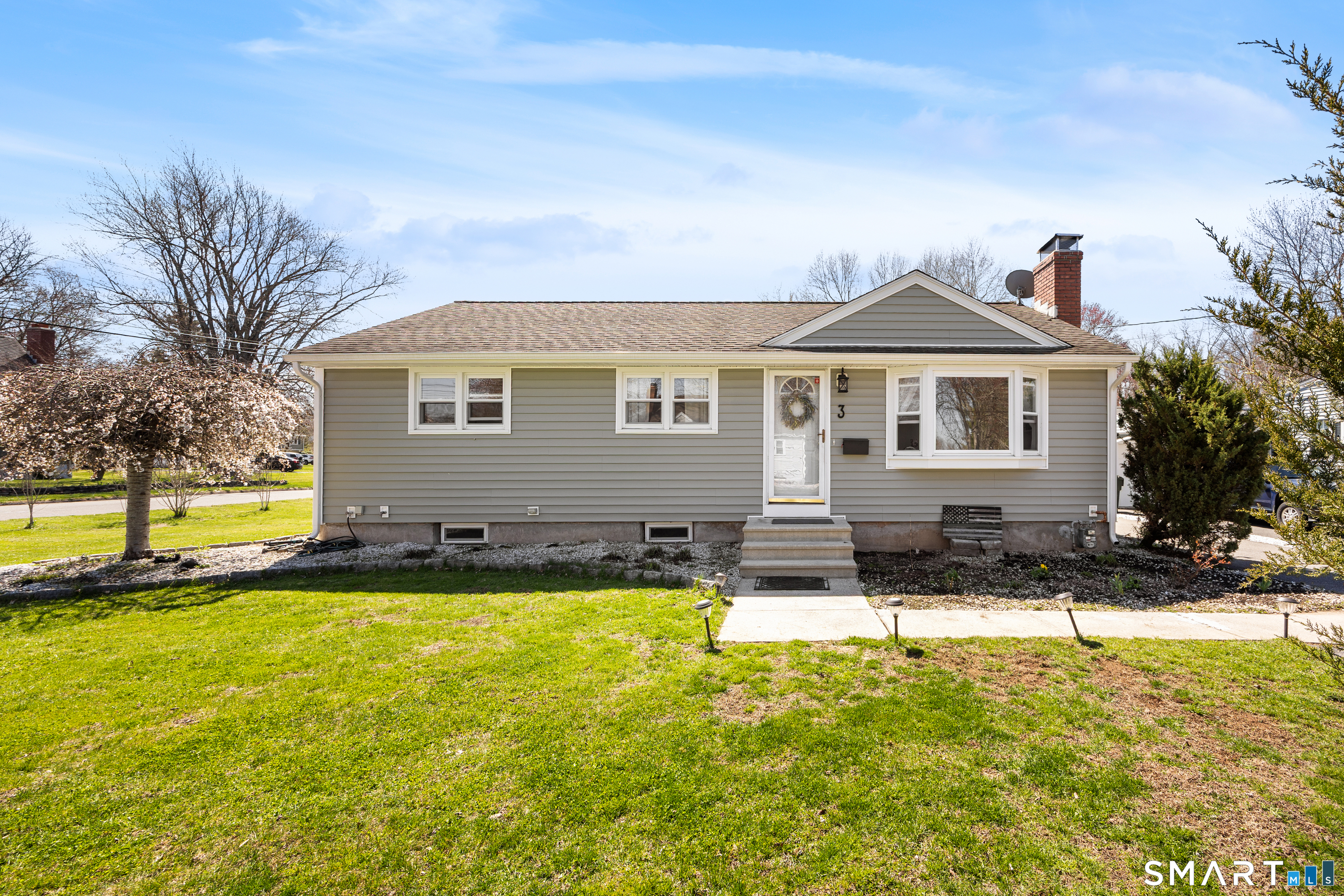 3 Greenlawn Avenue Newington CT 06111