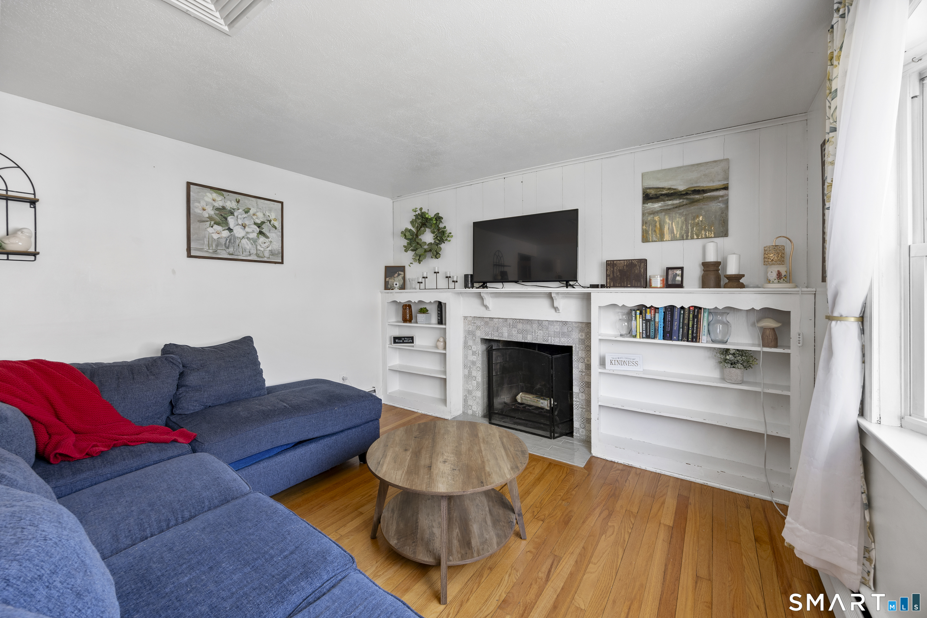 3 Greenlawn Avenue Newington CT 06111