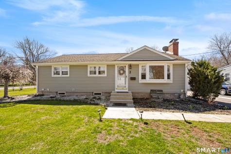 3 Greenlawn Avenue Newington CT 06111