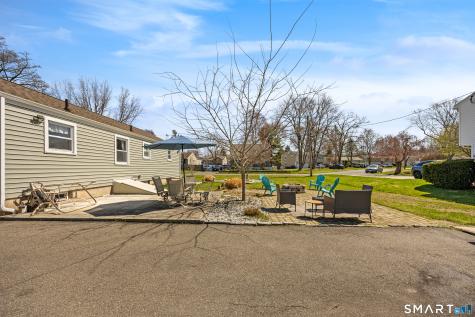 3 Greenlawn Avenue Newington CT 06111