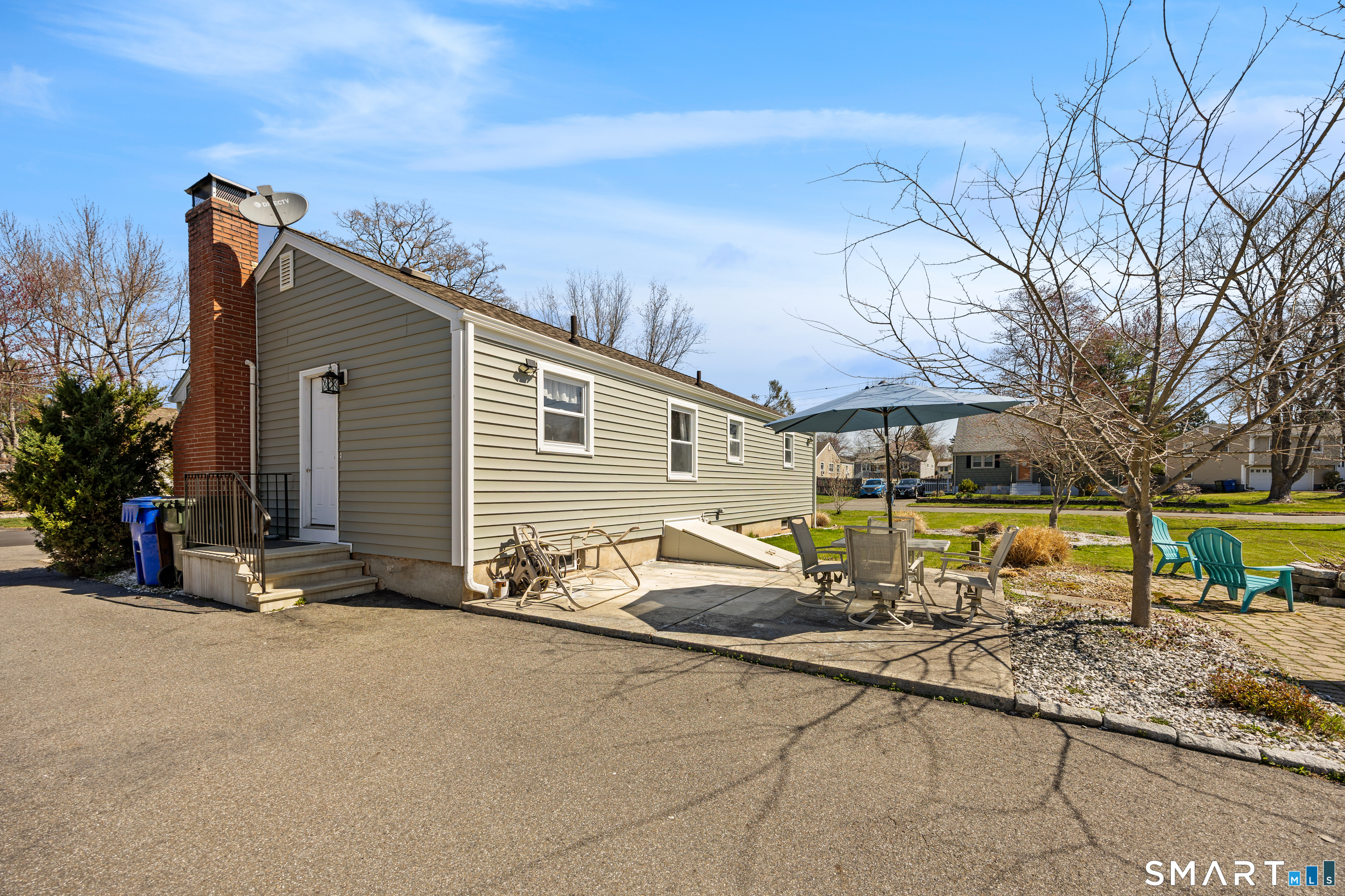 3 Greenlawn Avenue Newington CT 06111
