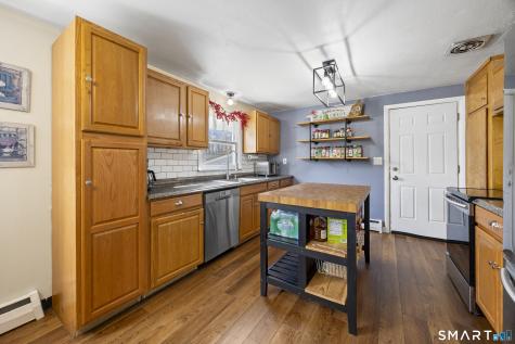 3 Greenlawn Avenue Newington CT 06111