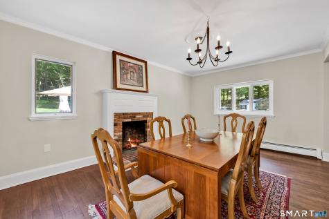 66 Great Ring Road Newtown CT 06482