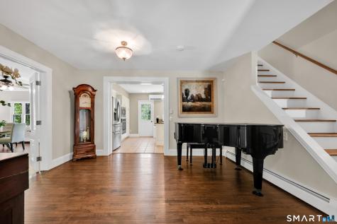 66 Great Ring Road Newtown CT 06482