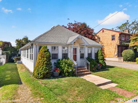 3 Brookside Avenue Old Lyme CT 06371