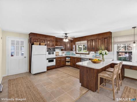 3 Brookside Avenue Old Lyme CT 06371