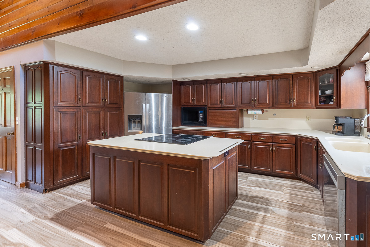 9 Boulder Trail Norwich CT 06360
