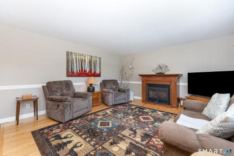 18 South Street Woodbury CT 06798