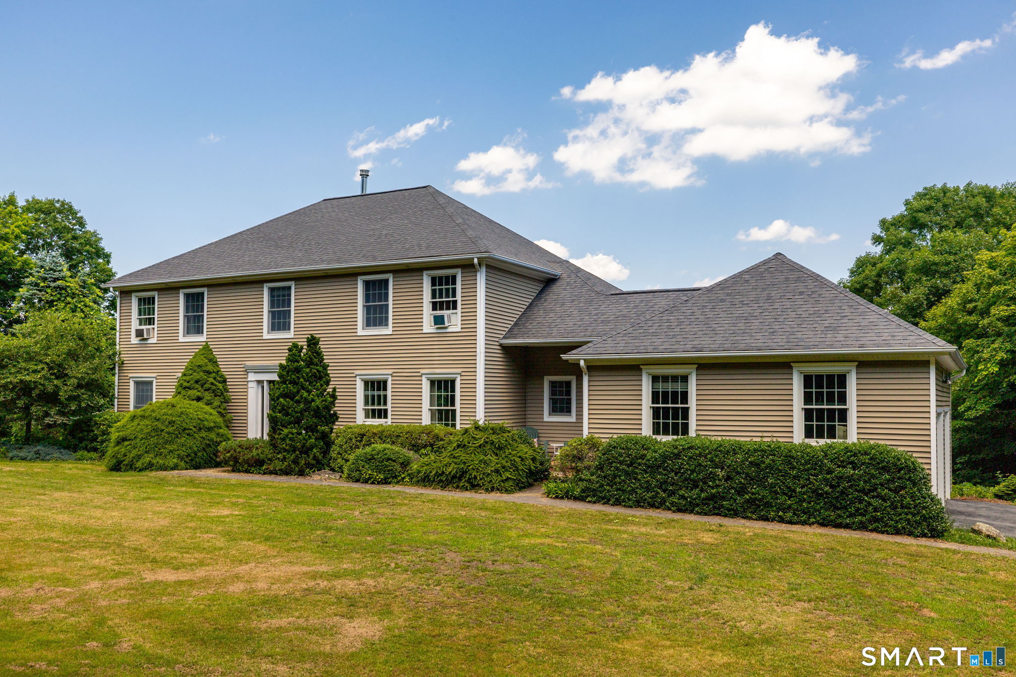 18 South Street Woodbury CT 06798
