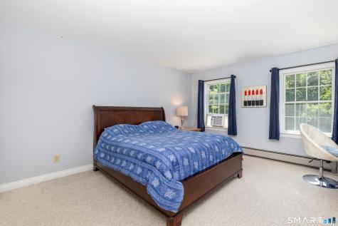 18 South Street Woodbury CT 06798