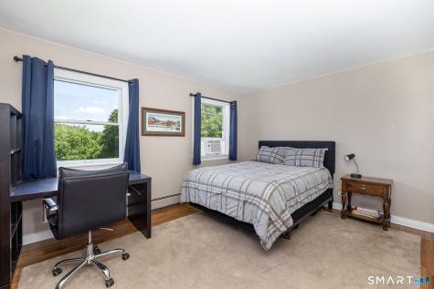 18 South Street Woodbury CT 06798