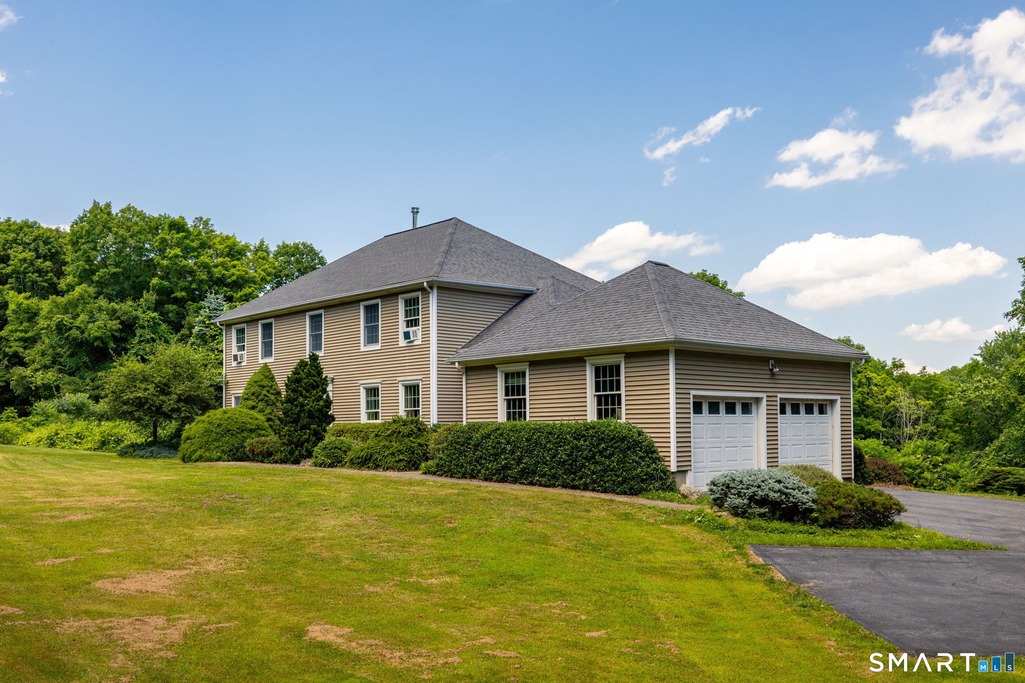 18 South Street Woodbury CT 06798