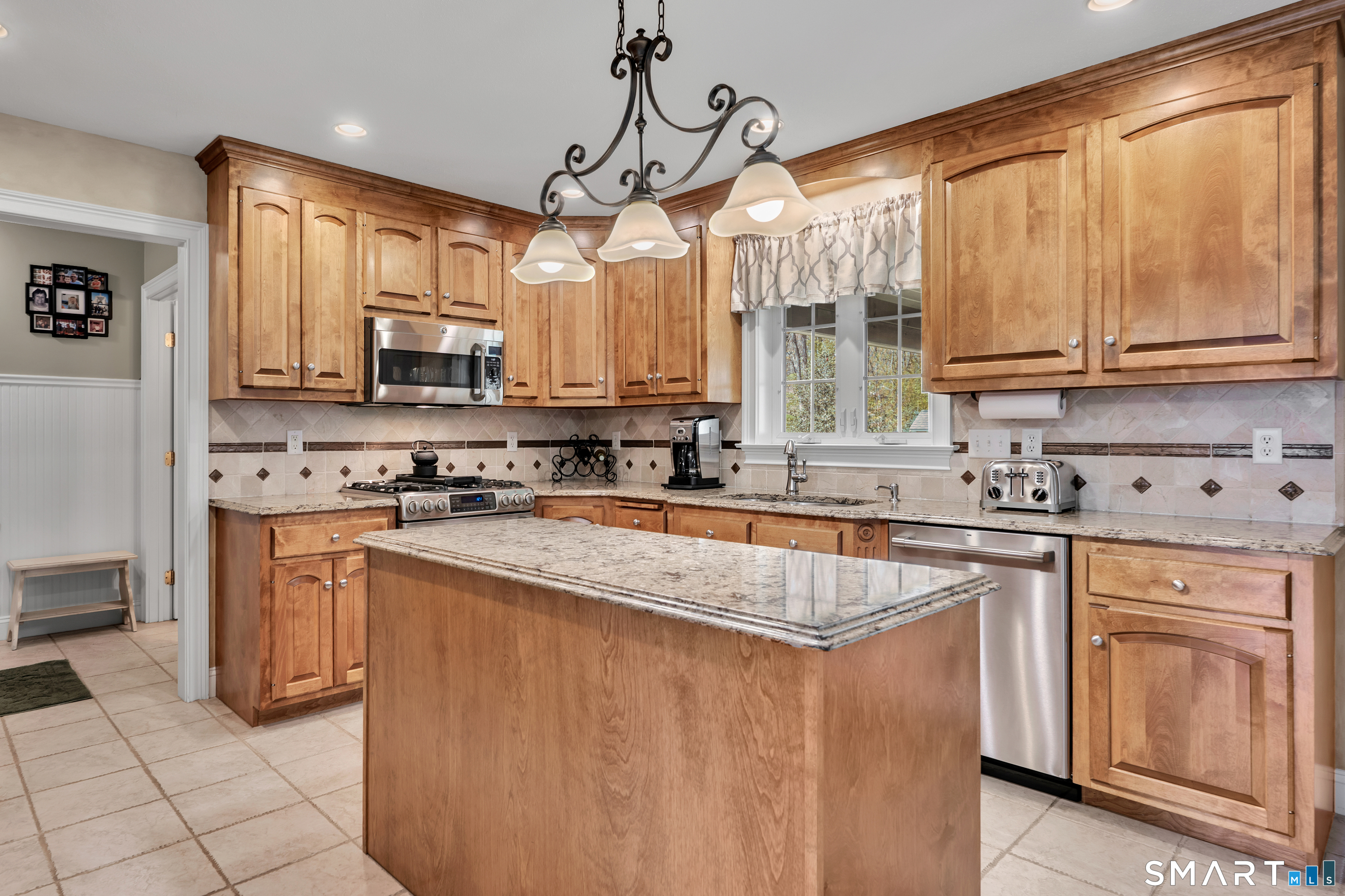 45 Macintosh Way Southington CT 06489