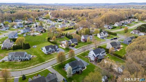 45 Macintosh Way Southington CT 06489