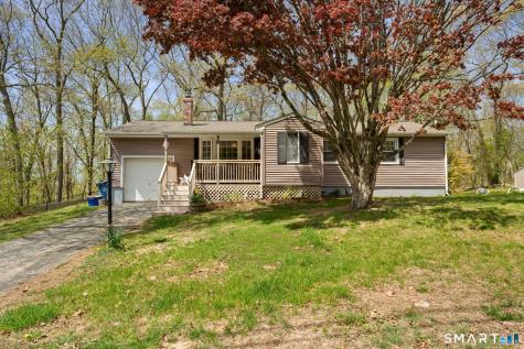 17 Ledgewood Drive Ledyard CT 06335