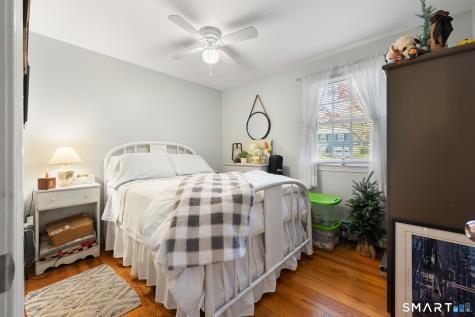 17 Ledgewood Drive Ledyard CT 06335