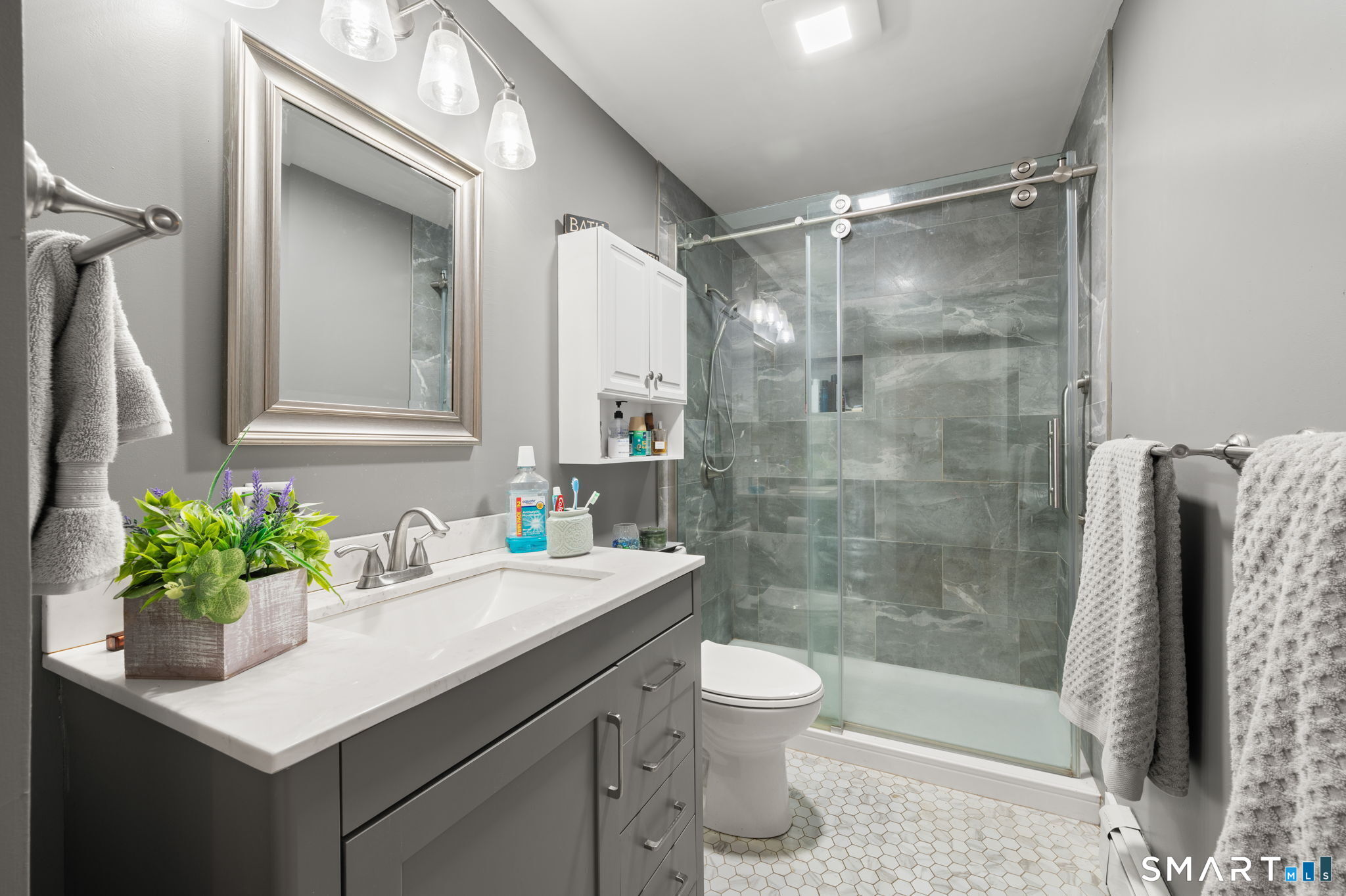 17 Ledgewood Drive Ledyard CT 06335