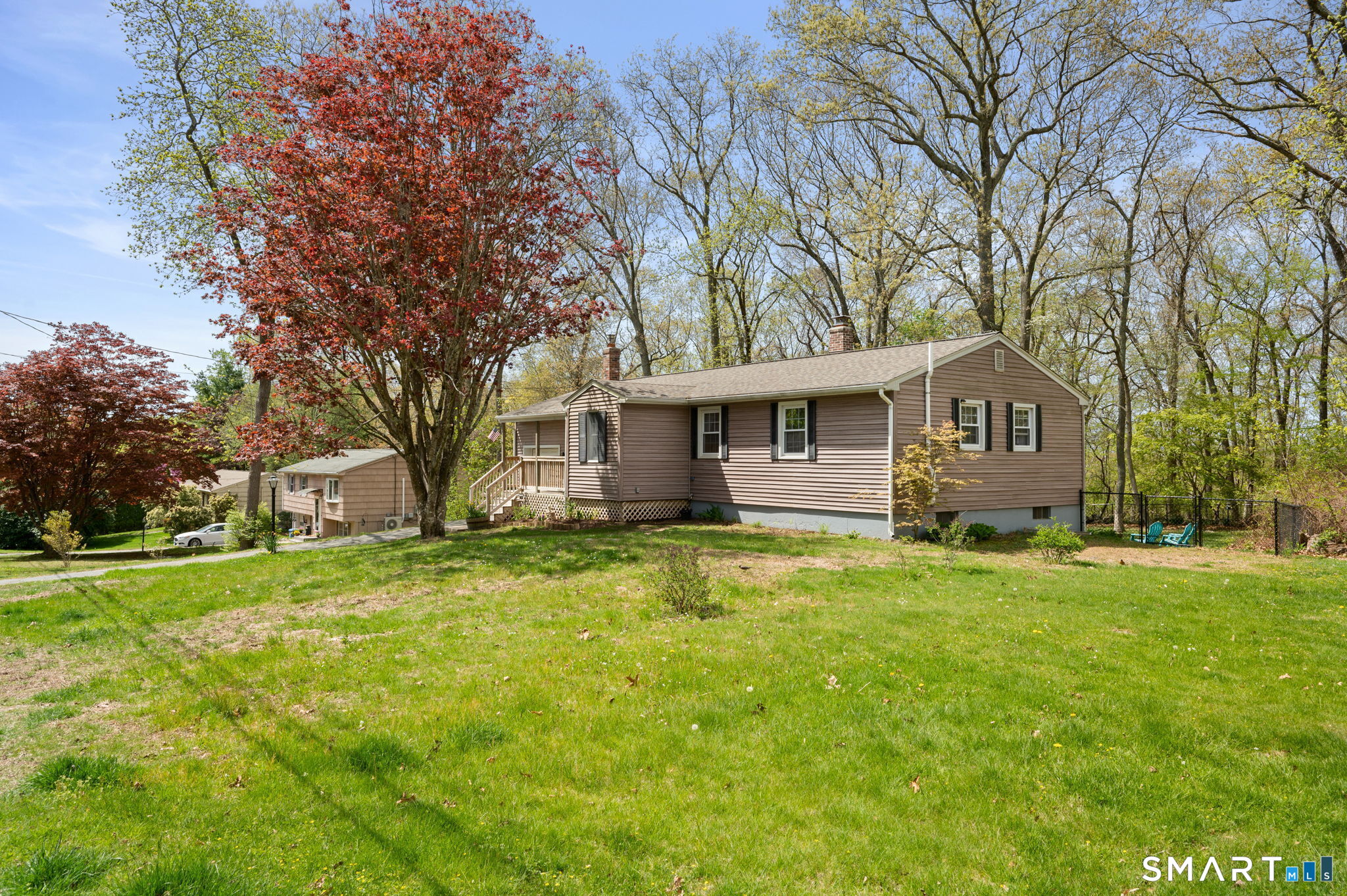 17 Ledgewood Drive Ledyard CT 06335