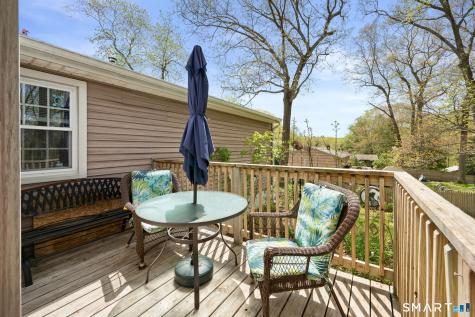 17 Ledgewood Drive Ledyard CT 06335
