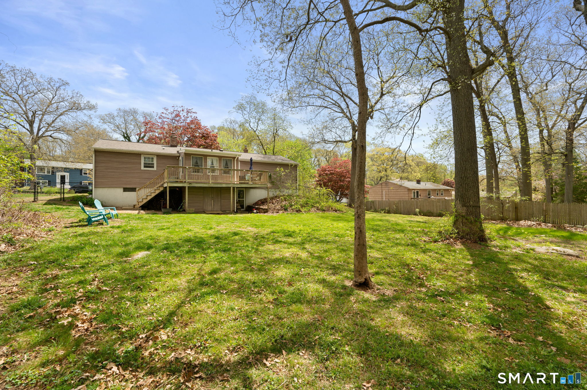 17 Ledgewood Drive Ledyard CT 06335