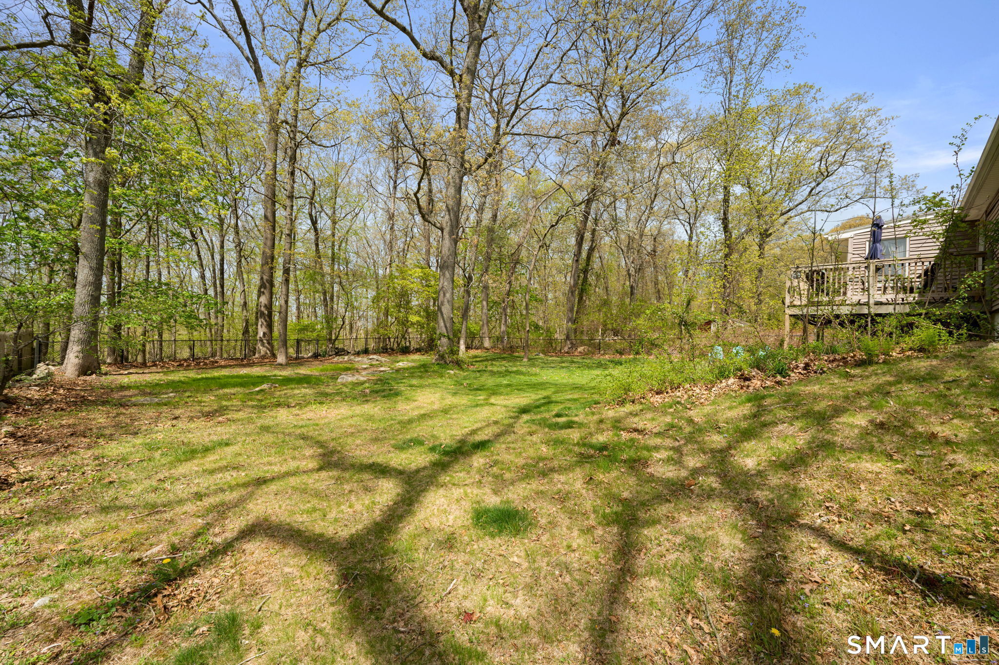 17 Ledgewood Drive Ledyard CT 06335