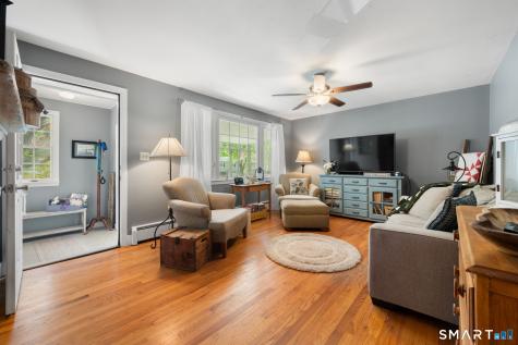 17 Ledgewood Drive Ledyard CT 06335