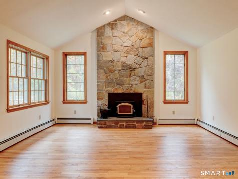 387 Foster Street South Windsor CT 06074