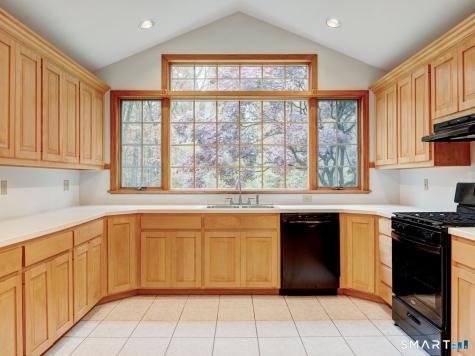 387 Foster Street South Windsor CT 06074
