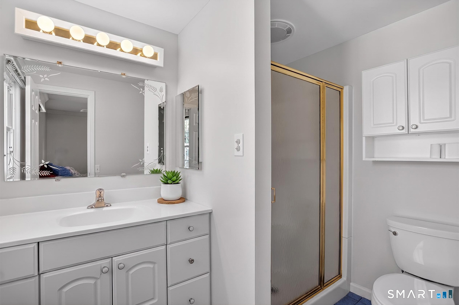 2 Diamond Drive Newtown CT 06470