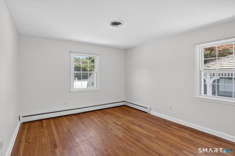 2 Diamond Drive Newtown CT 06470