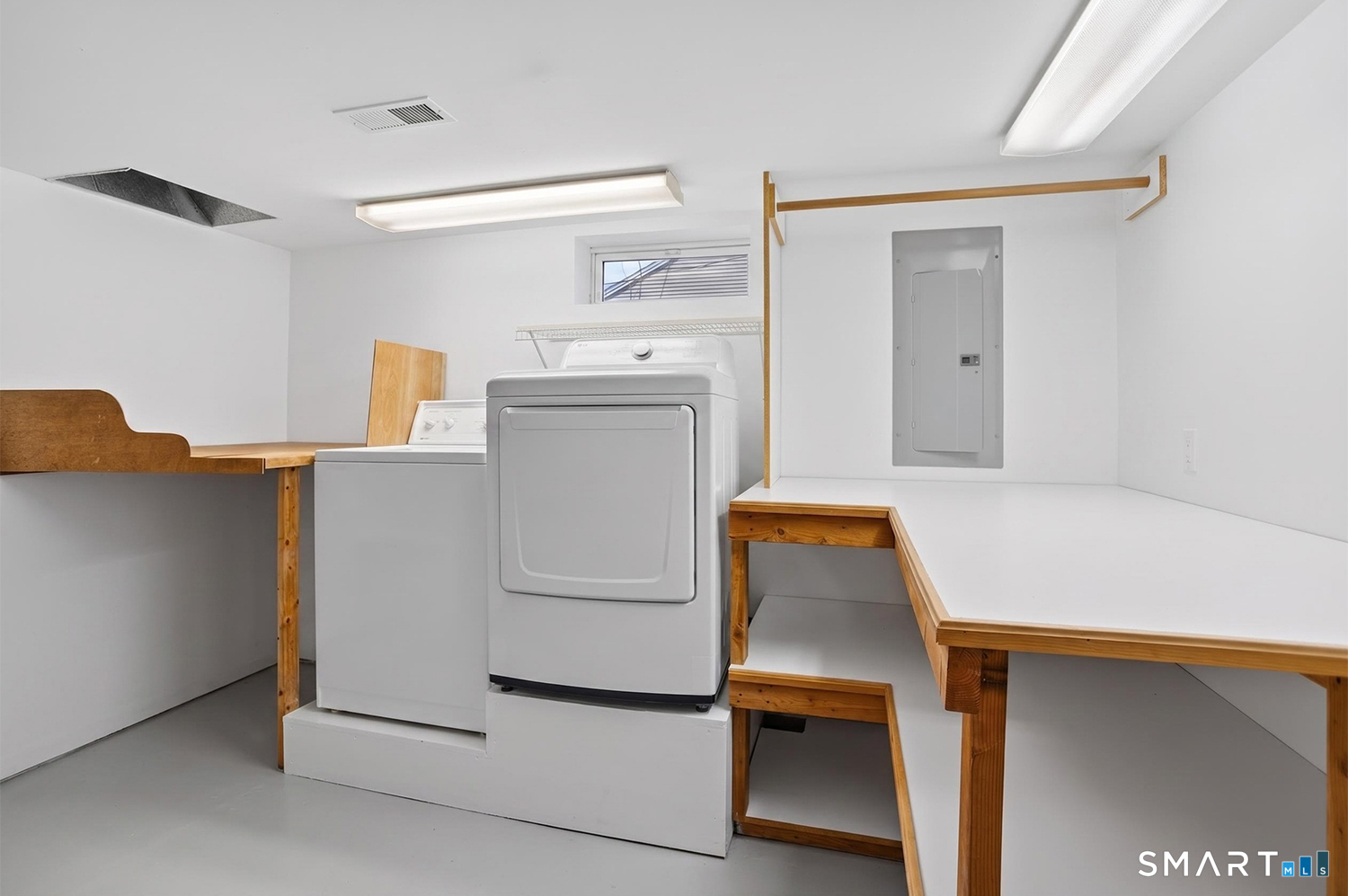 2 Diamond Drive Newtown CT 06470