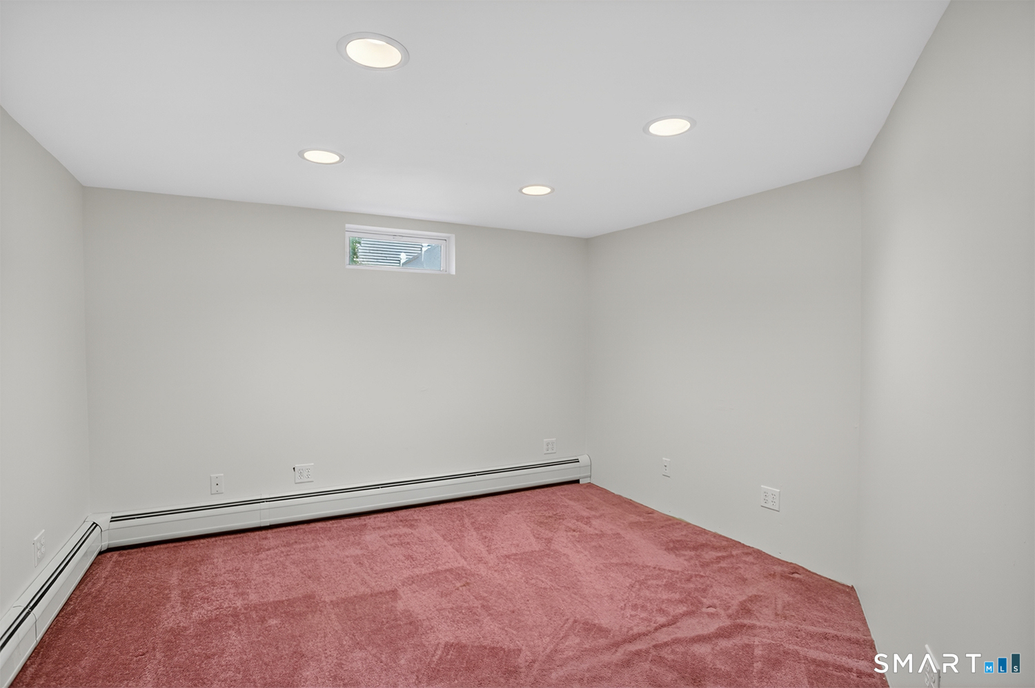 2 Diamond Drive Newtown CT 06470