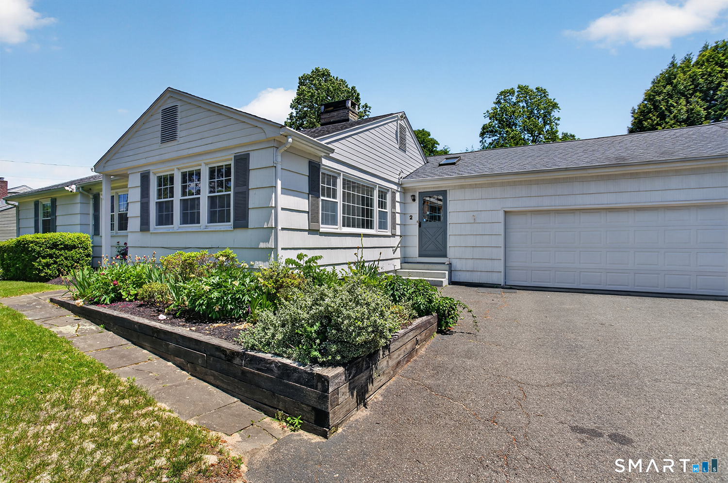 2 Diamond Drive Newtown CT 06470