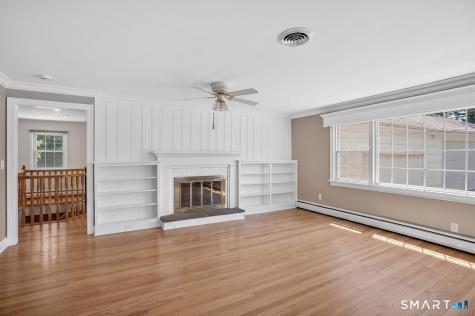 2 Diamond Drive Newtown CT 06470