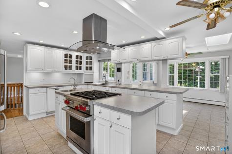 2 Diamond Drive Newtown CT 06470