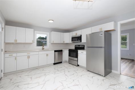23 Dan Parker Drive Waterbury CT 06704