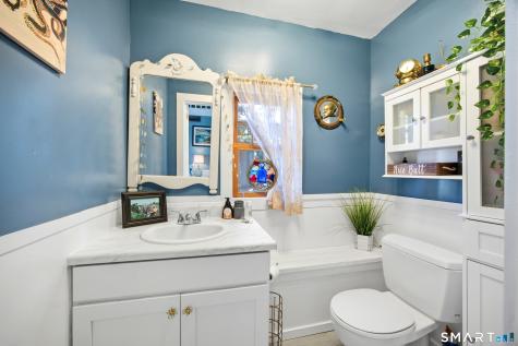 28 North Street Madison CT 06443