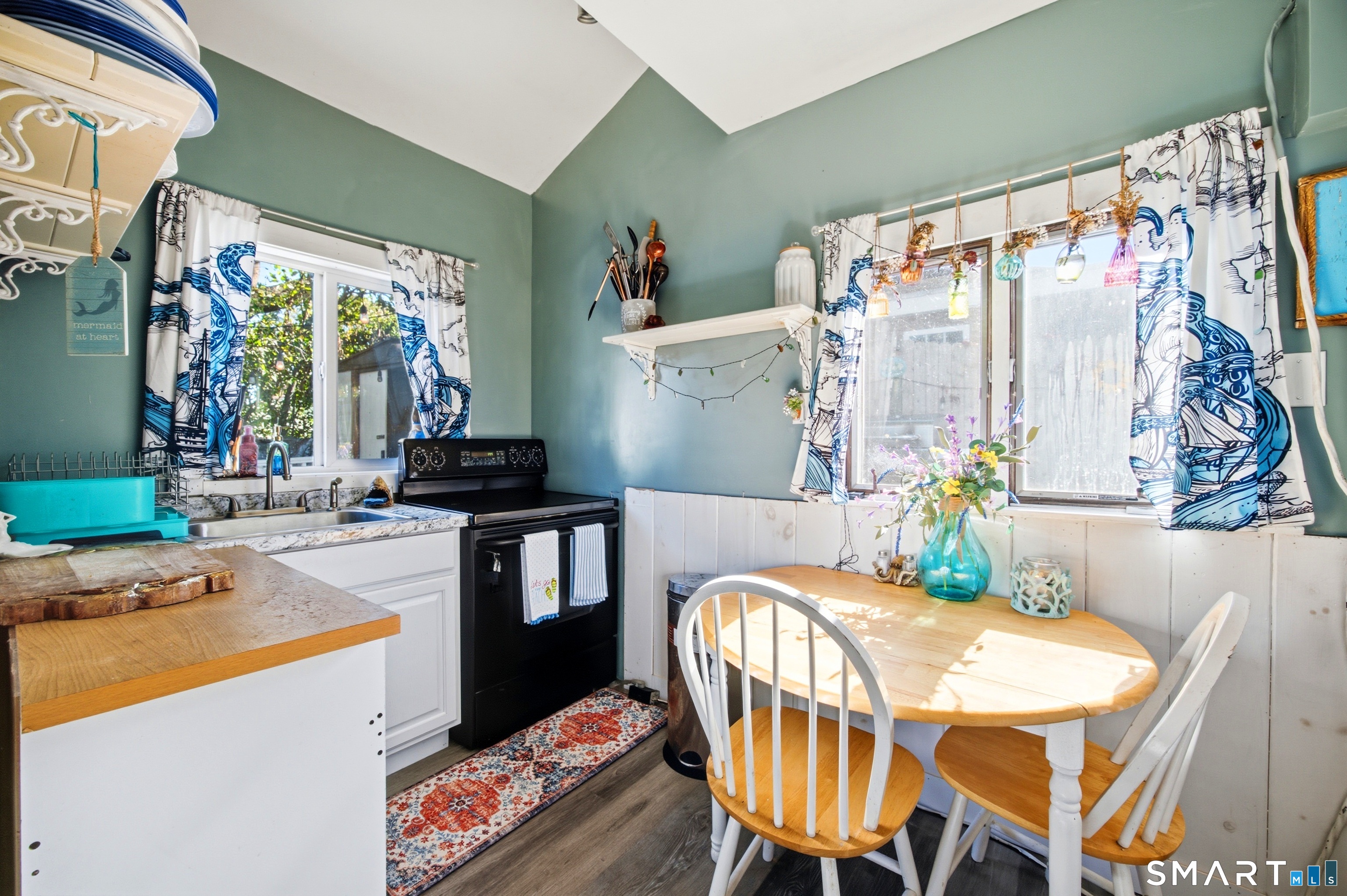 28 North Street Madison CT 06443