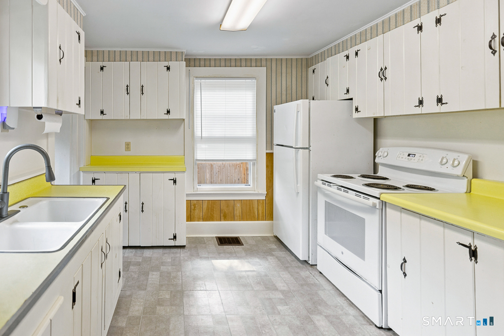 49 Essex Street Deep River CT 06417
