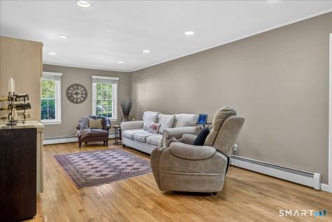 11 Bender Road Hamden CT 06518