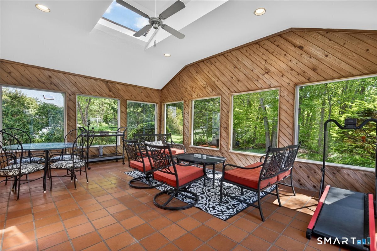 11 Bender Road Hamden CT 06518