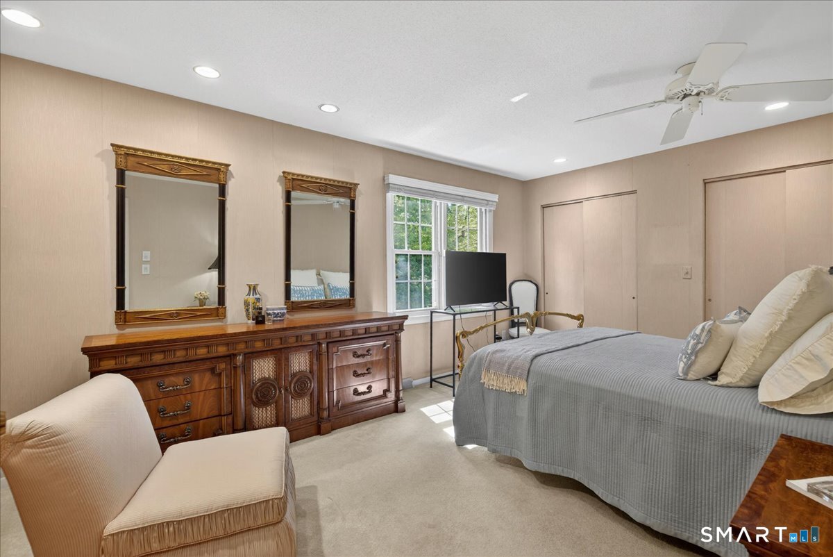 11 Bender Road Hamden CT 06518