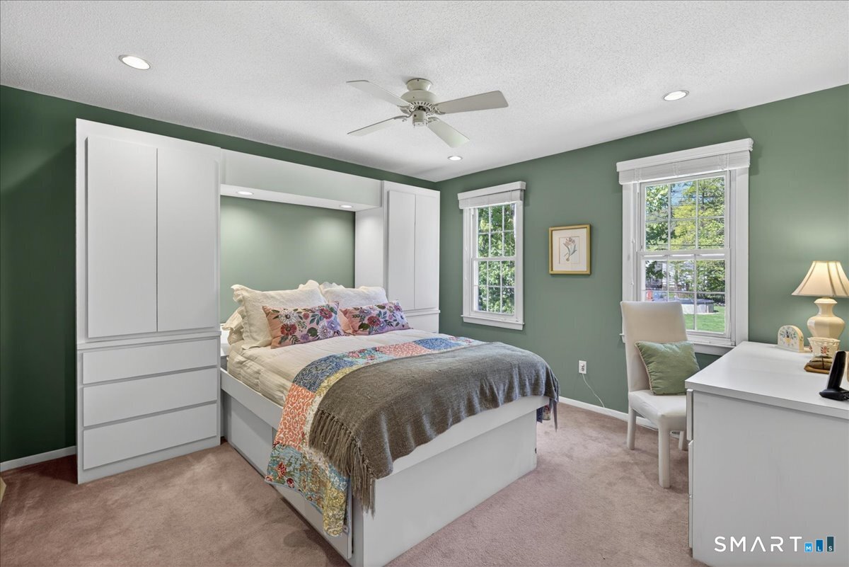 11 Bender Road Hamden CT 06518