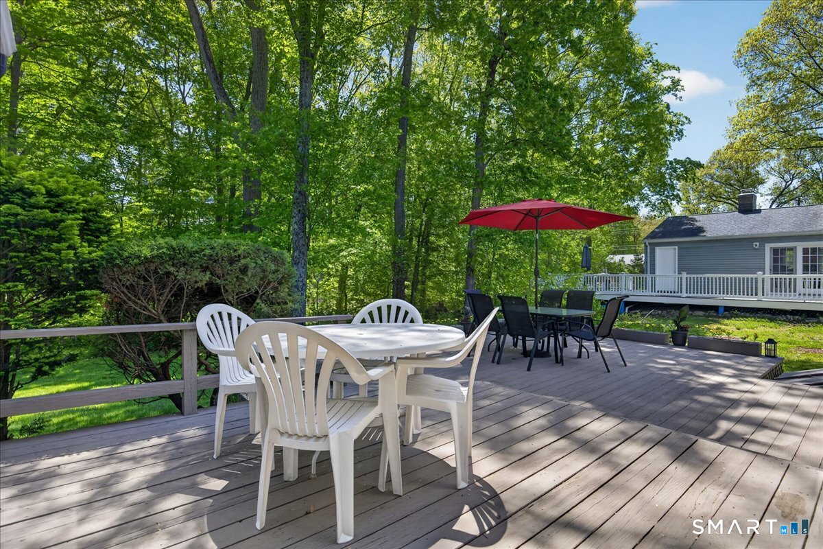 11 Bender Road Hamden CT 06518